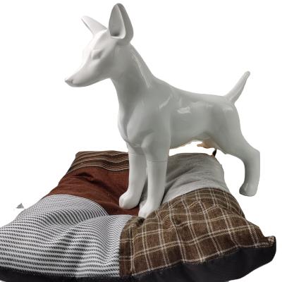 China Sustainable Easy To Clean Warm Dog Beds Dog Pillow Bed Winter Suit Washable Filling for sale