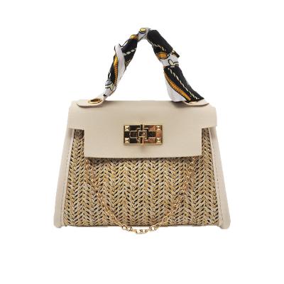 China 2021 fashion new style autumn grass weave female handbags for women luxury for sale