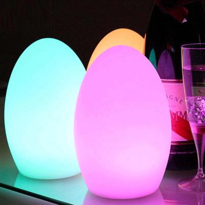 China Modern RGB Color Changing Battery Operated Decorative Led Moon Lights Event Furniture for sale