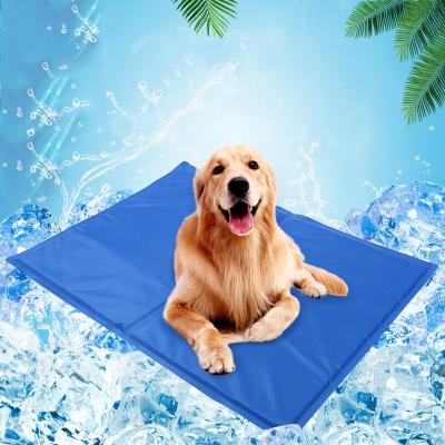 China Relipet 2021 Viable Wholesale Washable Foldable Waterproof Dog Protective Pet Ice Gel Cooling Cool Mat For Dog for sale