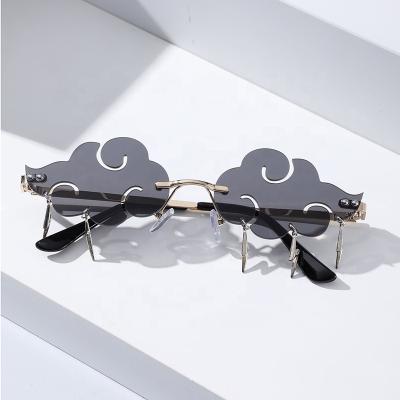 China High-end Material High-end Products Exquisite Item Hollow Clouds Decorative Lightning Pendant Sunglasses Designer Sun Glasses For Women for sale