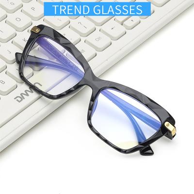 China Flat Girls Cat Eye Glasses Black Optical Glass Women Item Exquisite Stylish Frame Mirror Glasses High End High Quality PC Material for sale