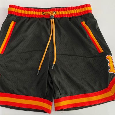 China Custom Men's Antibacterial Mesh Retro Basketball Shorts Embrodery Workout Board Active BJJ Fight Shorts Summer Sports Gym Shorts for sale