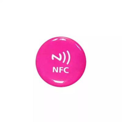 China Waterproof/waterproof social media NFC 213 colorful epoxy tag/programmable RFID NFC tag for sale