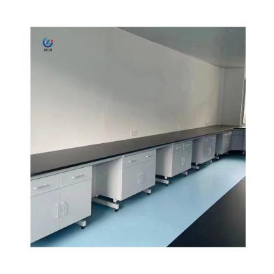 China Estaciones de trabajo de laboratorio de diseño moderno con armario en blanco personalizable en venta