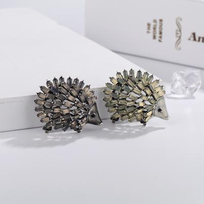 China High Quality Hedgehog Small Animal Brooch Custom Cute Cartoon Clothing Accessories For Ladies for sale