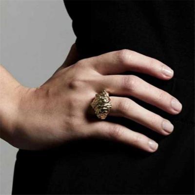 China Wholesale Price High Quality Vintage Design Creative Women Rings Metal Luxury Elegant Ring for sale