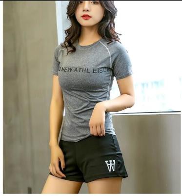 China Fashion Comfortness Female Gym Clothes Short Sleeve Sports Top Light Weight Vented for sale