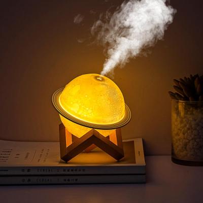 China Hotel Innovation Moon Lamp 200ml Humidifier Mini Portable USB Ultrasonic Personal Space Air Humidifier for sale