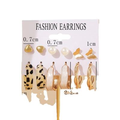 China European and American Resin Fast Delivery Creative Earrings Bead Heart Butterfly Earring Set Pendant Drops Female Leopard Print Earrings for sale