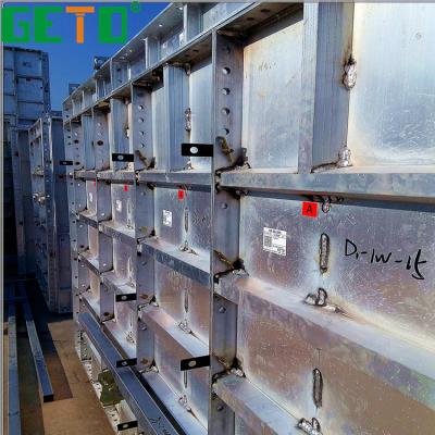 China Modern For Wall Construction PP Plywood Plastic Panel Foam Board Film Shuttering Faced Formwork à venda