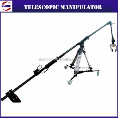 China Manipulate suspect explosive devices from a relatively safe distance telescopic manipulator for sale