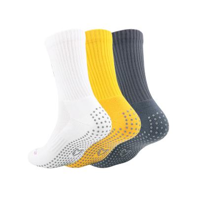 China Breathable Basketball Sports Men Running Thick Anti-slip Logo Grip Towel Bottom Football Sports Custom Socks for sale