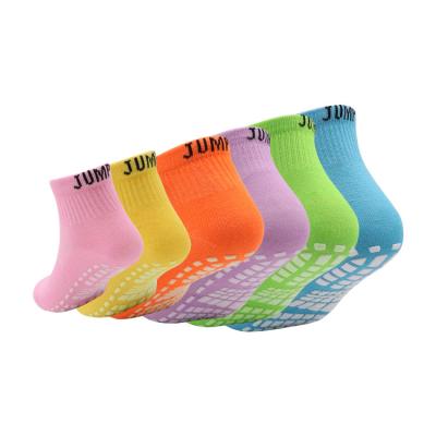 China Breathable Kids Trampoline Polyester Grip Sock Maker for sale