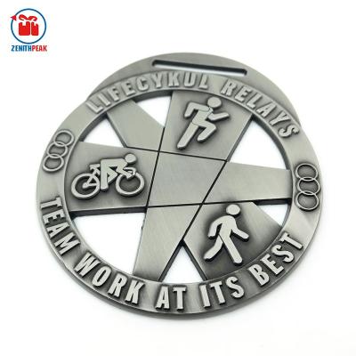 China USA Custom Design Colorful 3D Sports Competition Souvenir Medal Triathlon Medal for sale