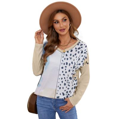 China Amazon Autumn New Printing Breathable Hot Selling Long Sleeve T-shirts Women Fashion V-Neck Casual Tops For Women for sale