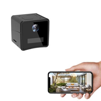 Chine Small Hidden Built-in Siren Camera Radio With Night Motion Activated Small Spy Camera Mini Security Nanny IP Hidden Cam à vendre