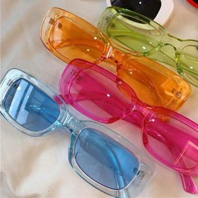 China Classic Rectangle Sunglasses Women Retro Brand Light Blue Pink Green Eyewear Female Design Vintage Rectangle Sun Glasses UV400 for sale