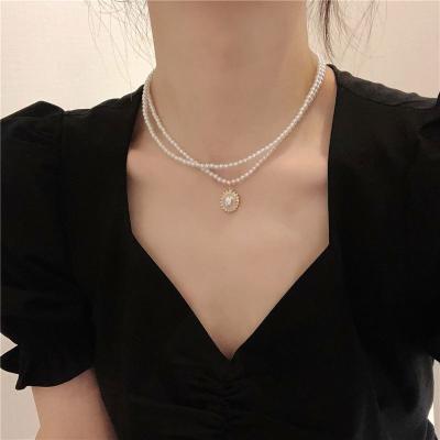 China Luxury design chocker accessories of retro double-layer pearl necklace women influence clavicle romantic elegant French chain light for sale