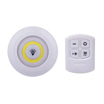 China COB 3 Pack Night Light Modern 3W LED Cabinet Puck Light Cordless Battery Operated With Remote Control for sale