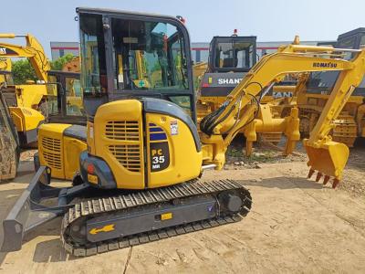 China Excavadora Komatsu PC35 Usada 2022 y maniobrabilidad flexible Diseño de cabina cómodo Bajo ruido y vibración para 1 en venta