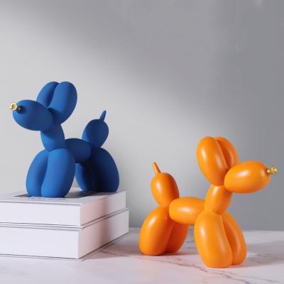 China Creative simple modern contemporary balloon dog decoration home decoration living room wine TV cabinet resin cabinet small pieces for sale