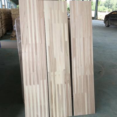 China Good quality supplier lightweight solid paulownia snowboard wood core for sale