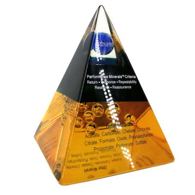 China Handwork Crystal Pyramid Crystal Prism Color Desktop Ornament Glass Paperweight Pyramid for Decoration Gift Collection for sale