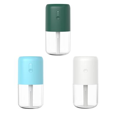 China Feel Comfortable 2021 New Mini Car USB Air Humidifier Cool Mist Ultrasonic Humidifiers for sale