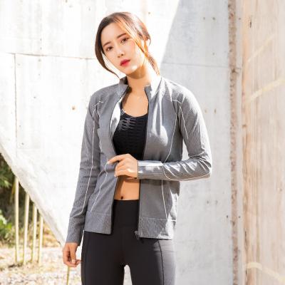 China Women Anti-Shrinkage Thumb Hole Zipper Yoga Fitness Jacket Full Outdoor Running Jacket Sports Exercise Gym Jacket for sale