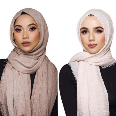 China Muslim Viscous Scarf Cotton Price Superior Cotton Crinkle Shawl Ex-factory Crinkle Scarf for sale