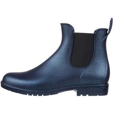 China Women Mid-tube Waterproof Rain Boots Waterproof Lightweight Garden Rain Boots for sale