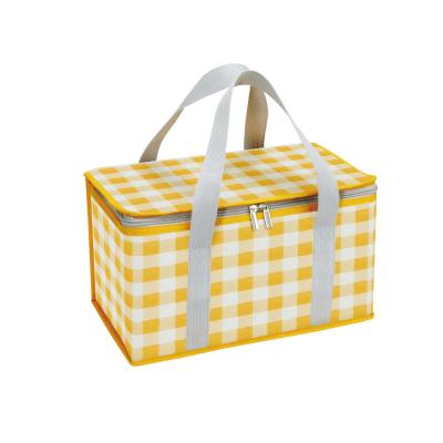 China Reusable Insulated Lunch Bag Outdoor Foldable Picnic Basket Storage Box Camping Picnic Basket for sale