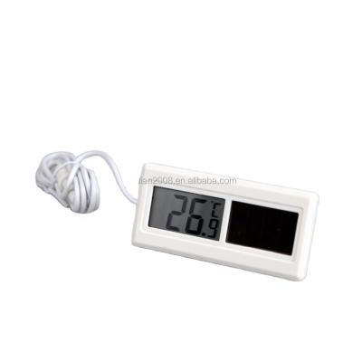 China Solar Powered Freezers LCD Digital Temperature Thermometer Panel Indicator Price DST-50 for sale