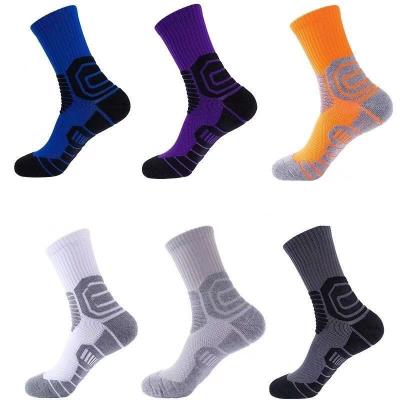 China Amazon Hot Selling Sports Sports Basketball Socks Fashion Long Short Cotton Hogs Non-slip Mens Socks Good Quality for sale