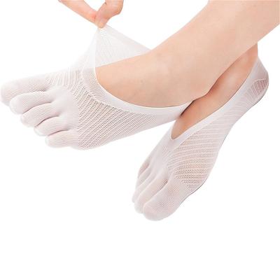 China Sports high quality pure ice silk ladies foot thin seamless fingers silicone five toes socks for sale