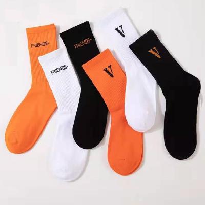 China Sporty Mens Socks Printed Jacquard Fashion Men Sport Socks Wholesale Logo Cotton Socks Men Custom Made for sale