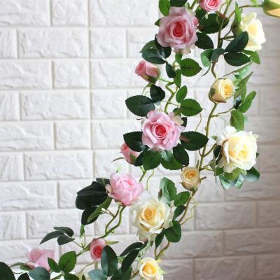 China Modern Tree UK Gold Flowers Vine Garland Artificial Rose for sale