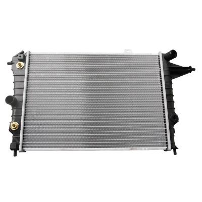 China China Manufacture Aluminum And Plastic Car Auto Radiator For OPEL VECTRA 92 OEM1300097/122 for sale