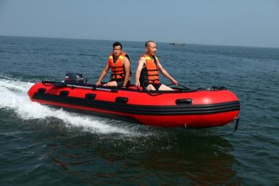 China Custom Retail PVC Inflatable Boat , Motorized Inflatable Boat for sale