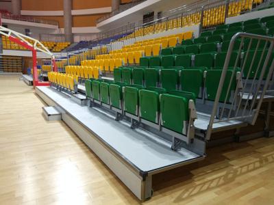 China Aufstieg brachte einziehbare Schritt-Höhe der Bleacher-Sitzplatz-300mm an zu verkaufen