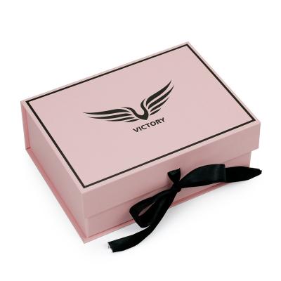 China Hard Cardboard Logo Cosmetic Packaging Gift Box Custom Small Recyclable Luxury Rose Magnet for sale