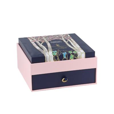 China Handmade Wholesale Custom Fashion Luxury Customize Creative Packaging Box for sale