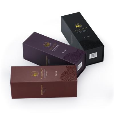 China Handmade Custom Design Luxury Paper Folding Magnetic Gift Boxes With UV Spot Logo For Wines Packaging for sale