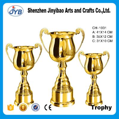 China Various Of Europe Wholesale Car Trophy Stylish Racing Trophy With Engraved Logo for sale