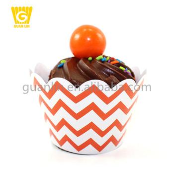 China Disposable White Stripes Wedding Custom Decorative Mini Cupcake Baking Liners for sale