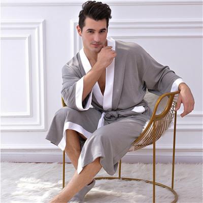 China QUICK DRY Hotel Factory Direct Supply Fashion Super Soft Cotton Towel Waffle Waffle Men Bathrobe for sale