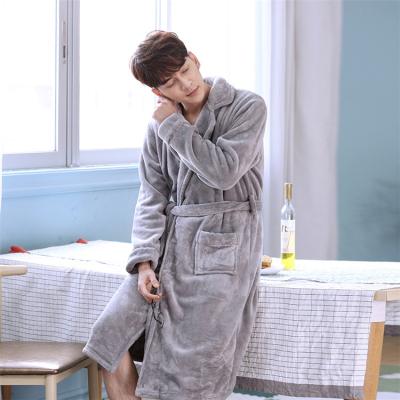 China Luxury Fashion Good Quality QUICK DRY Skin Friendly Hotel Winter Warm Bathrobe For Men for sale