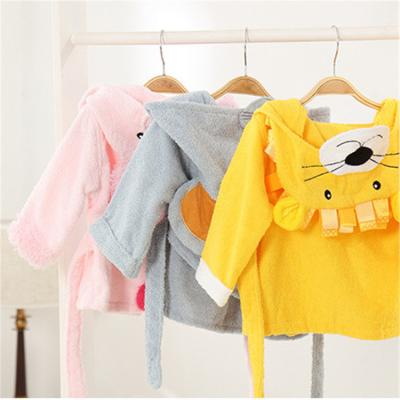 China Hot Sale QUICK DRY Cartoon Custom Design Hooded Animals Baby Kids Bathrobe Towel for sale