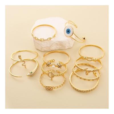 China Romantic Hengyu Wholesale Original Bow Knot Pearl Bracelet Handmade Copper Bracelet High Quality Open Eye Evil Eye Women Bracelet for sale